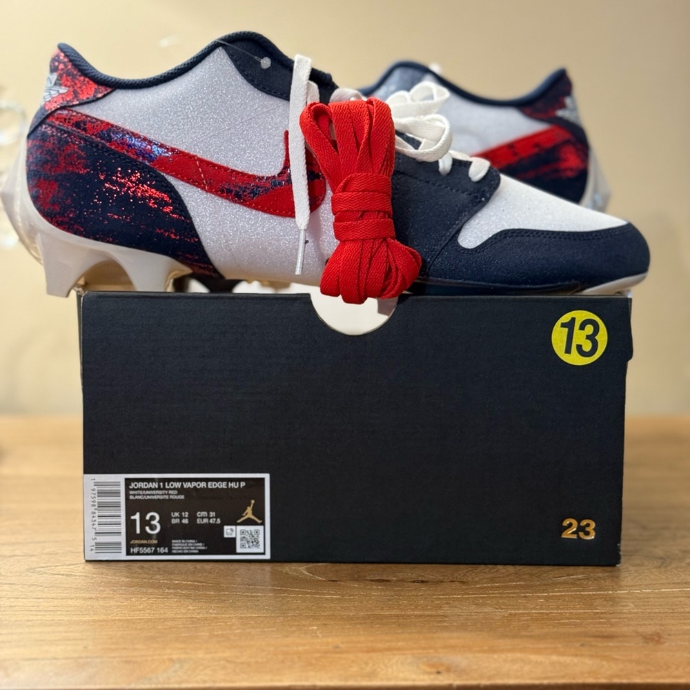 Howard University Fans Shoe Collectors Jordan Low Vapor Edge Cleats - Navy, Red,